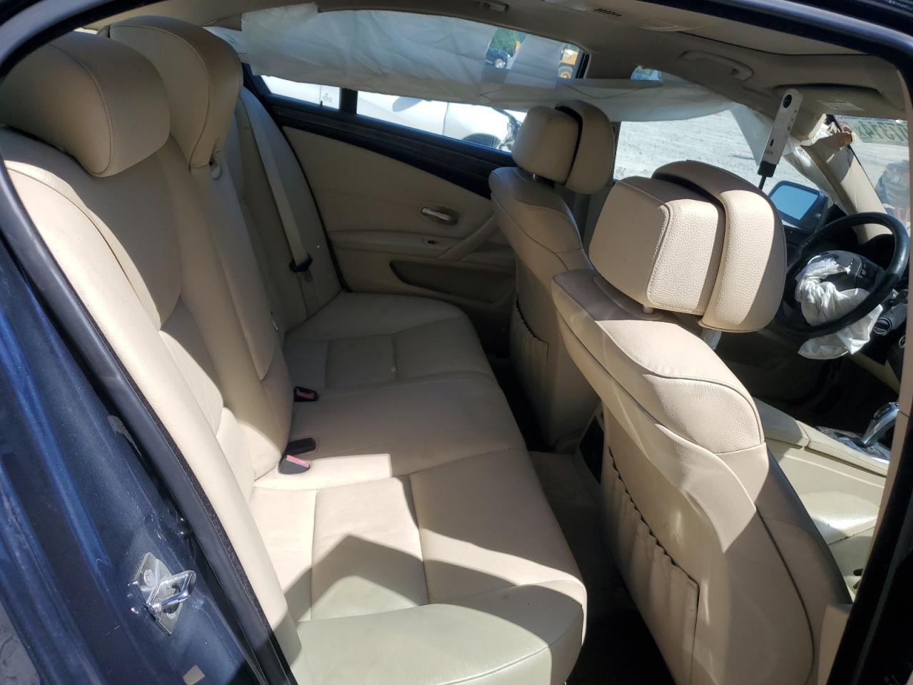 WBANV1C53AC156941 2010 BMW 528 Xi