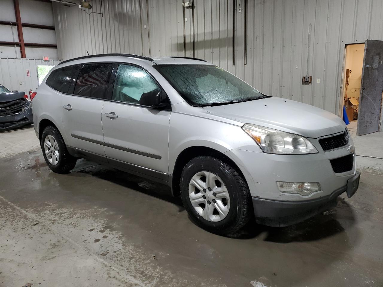 1GNKVFED1CJ381095 2012 Chevrolet Traverse Ls