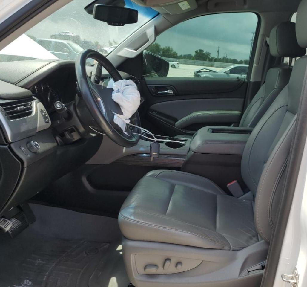 1GNSCHKC6KR207066 2019 Chevrolet Suburban C1500 Lt