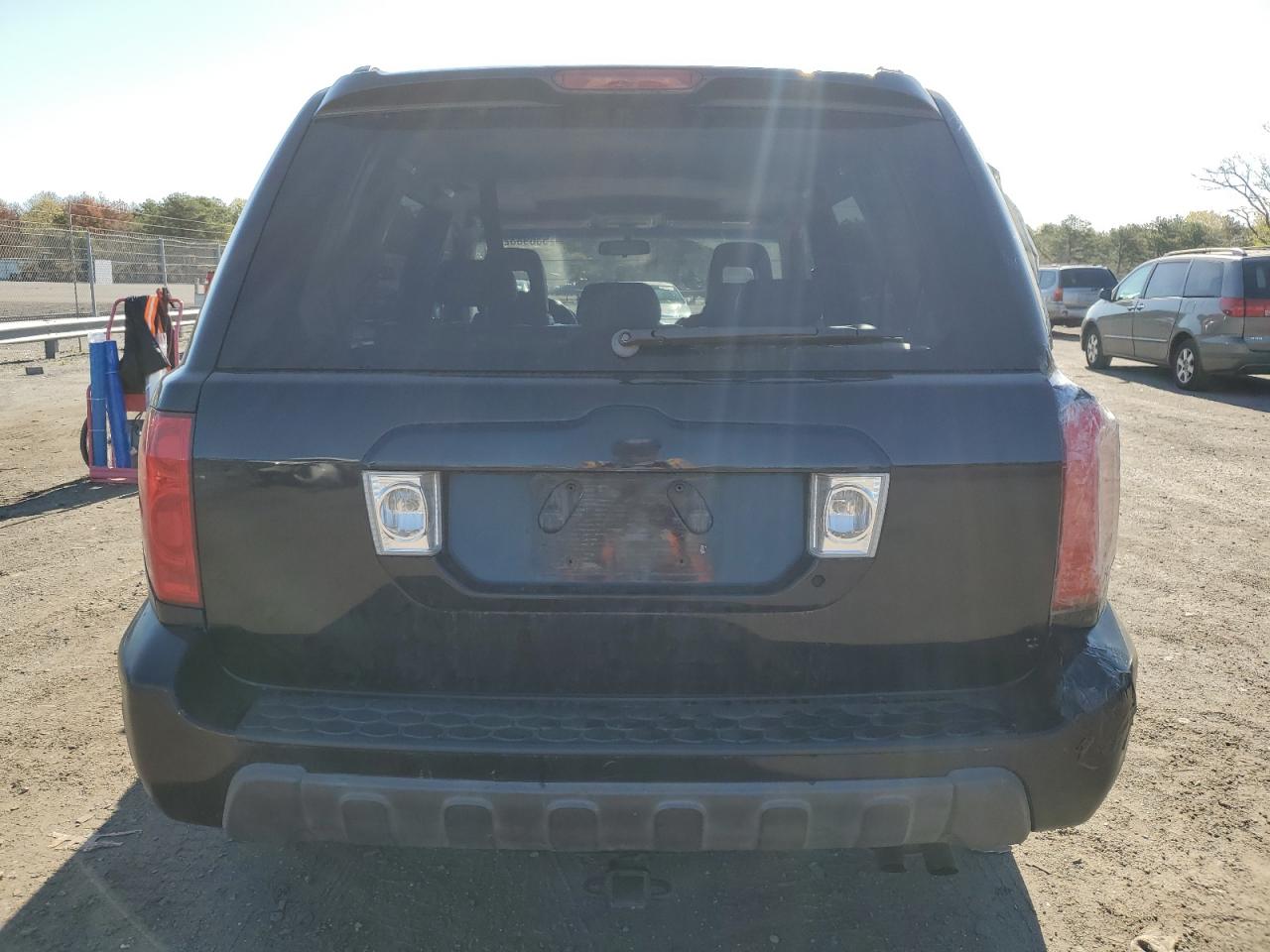 2HKYF187X5H515932 2005 Honda Pilot Exl