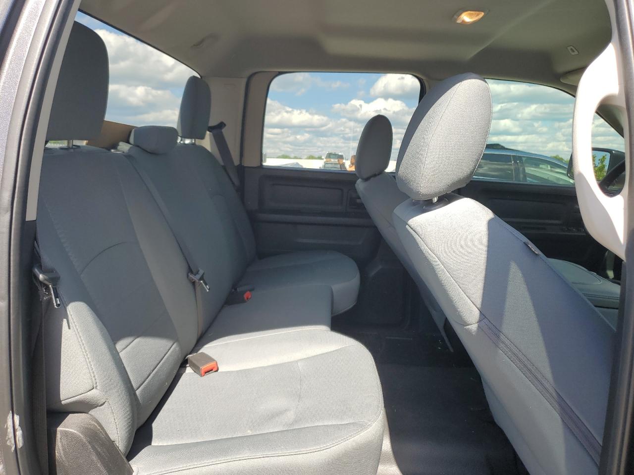 1C6RR6ST6HS657822 2017 Ram 1500 St