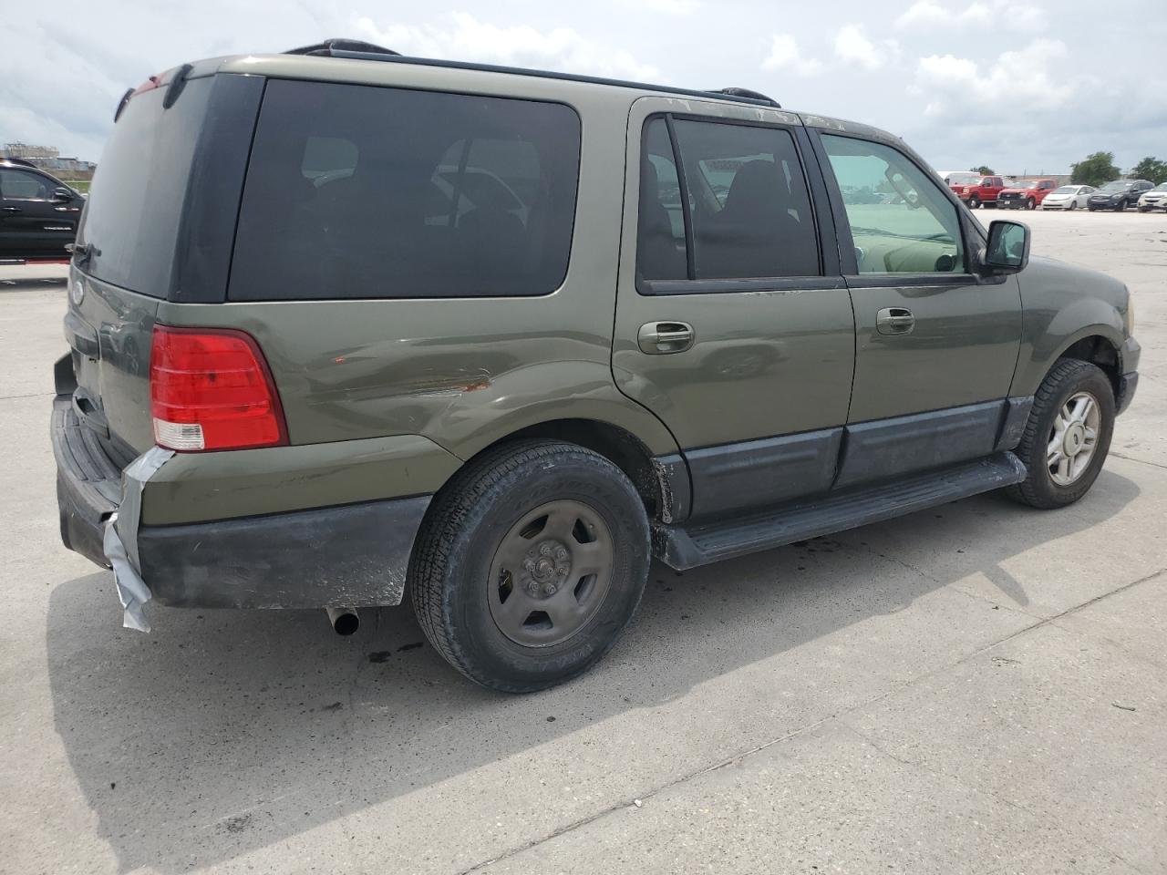 1FMFU15L04LA23124 2004 Ford Expedition Xlt