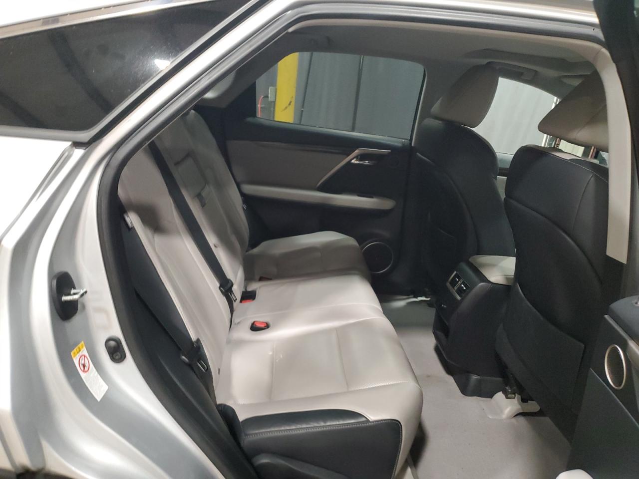 2T2BZMCA0KC174889 2019 Lexus Rx 350 Base