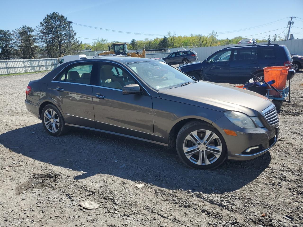 WDDHF8HBXAA077403 2010 Mercedes-Benz E 350 4Matic