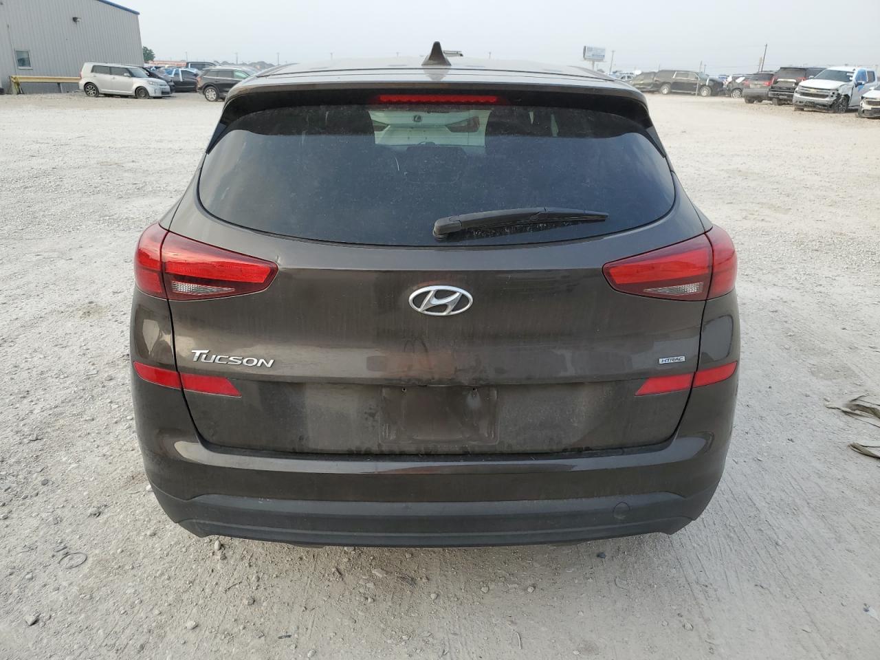 KM8J2CA45KU963338 2019 Hyundai Tucson Se