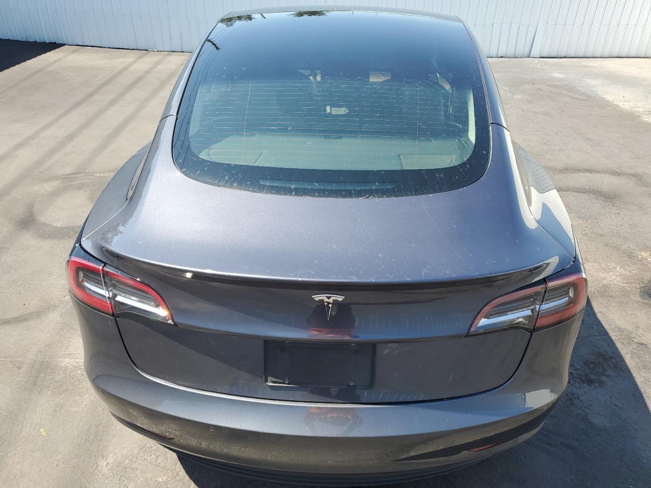 5YJ3E1EA4NF285980 2022 Tesla Model 3