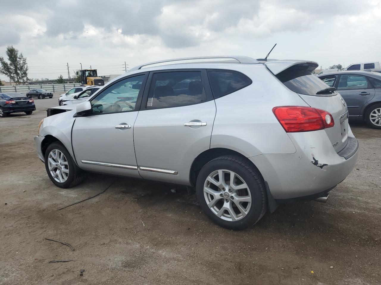 JN8AS5MV8DW108939 2013 Nissan Rogue S