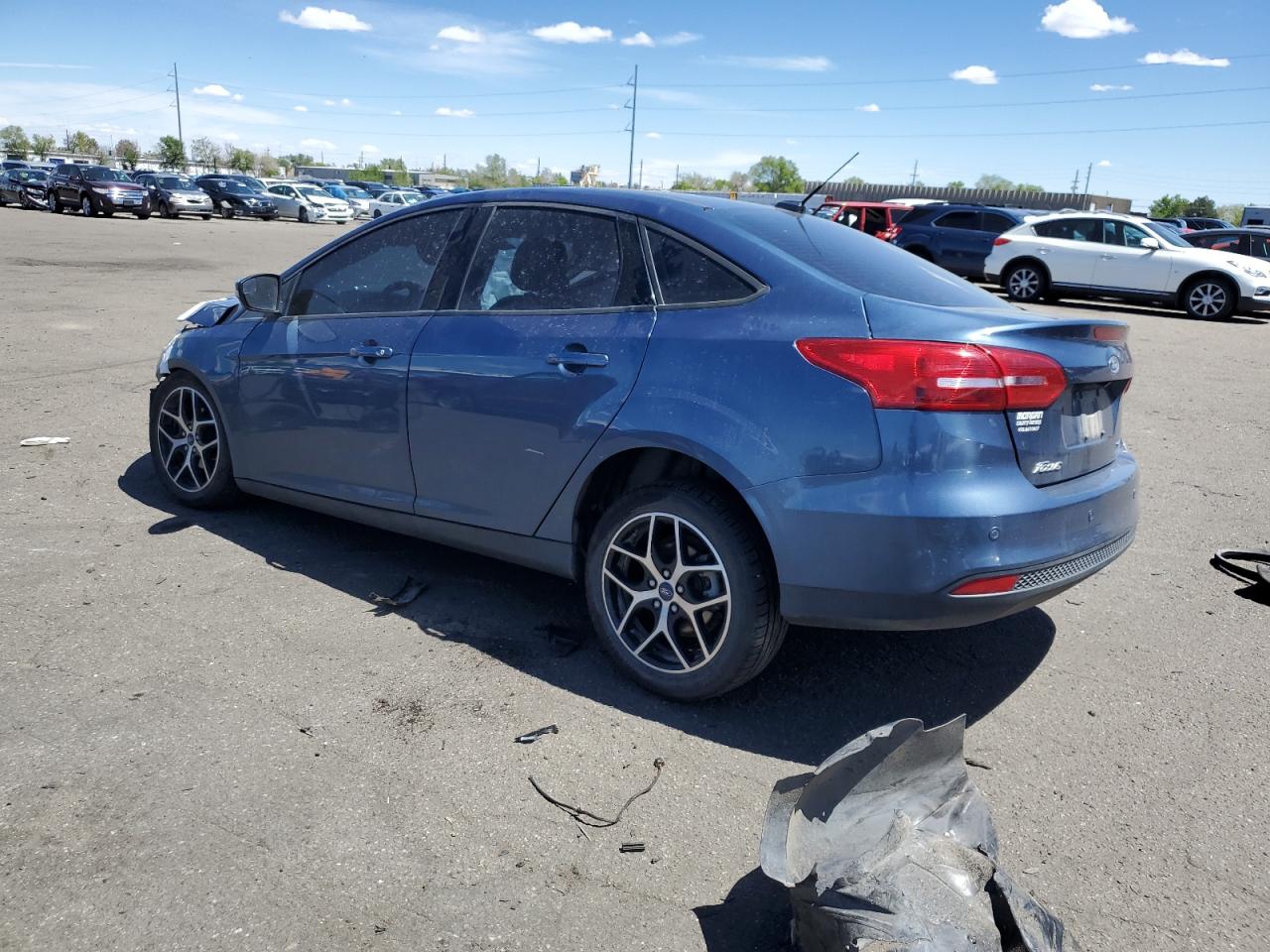 2018 Ford Focus Sel vin: 1FADP3H28JL287243