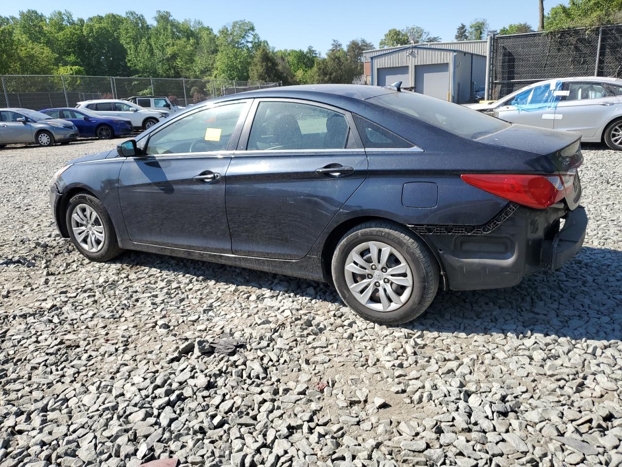 5NPEB4AC2BH174660 2011 Hyundai Sonata Gls