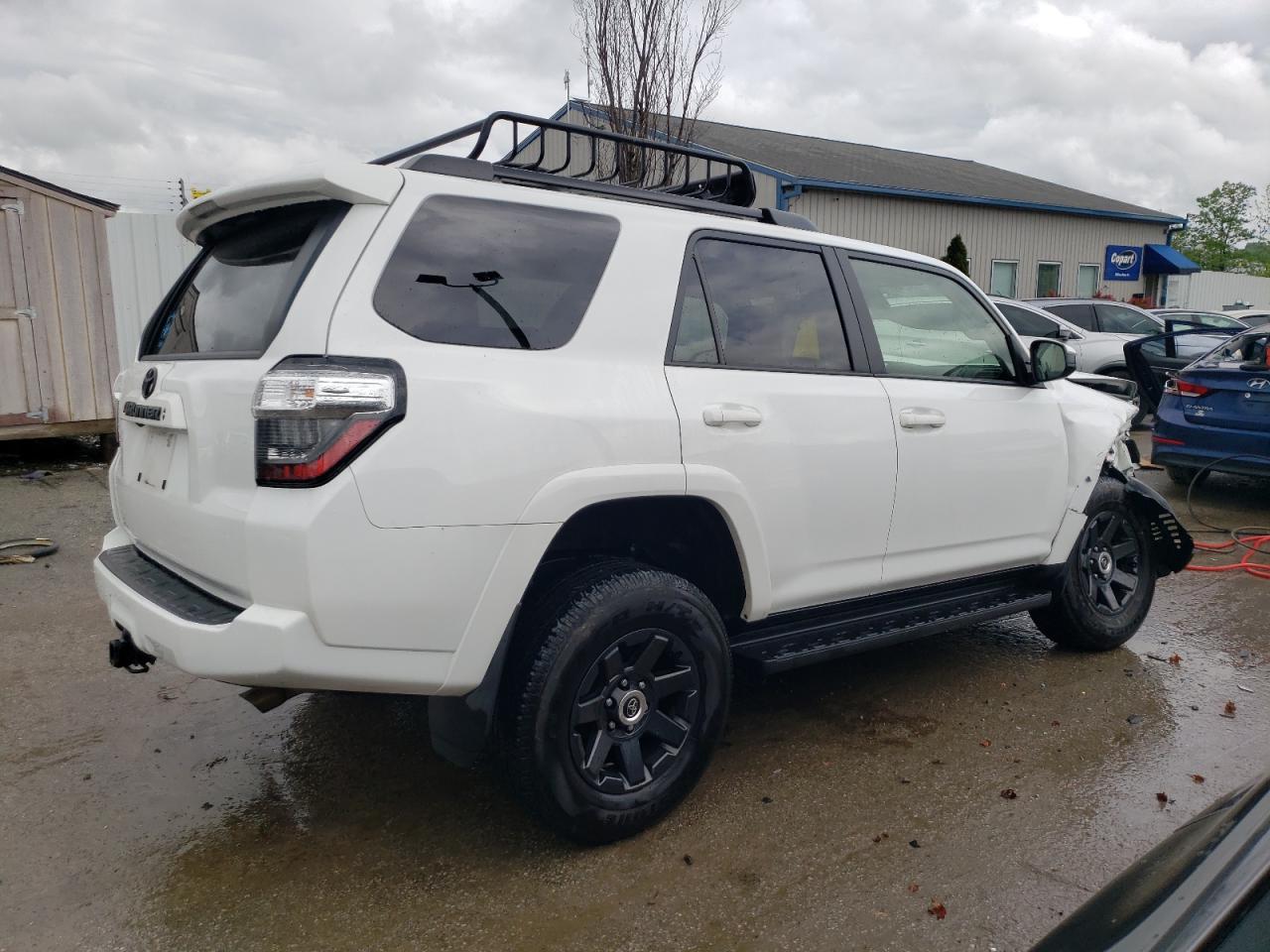 2022 Toyota 4Runner Trail vin: JTETU5JR9N6038273