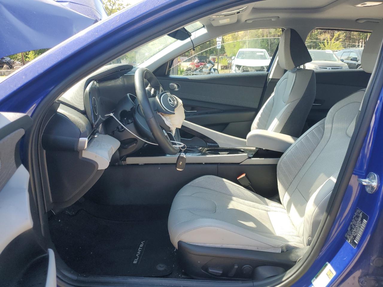 KMHLP4AG4NU303743 2022 Hyundai Elantra Limited