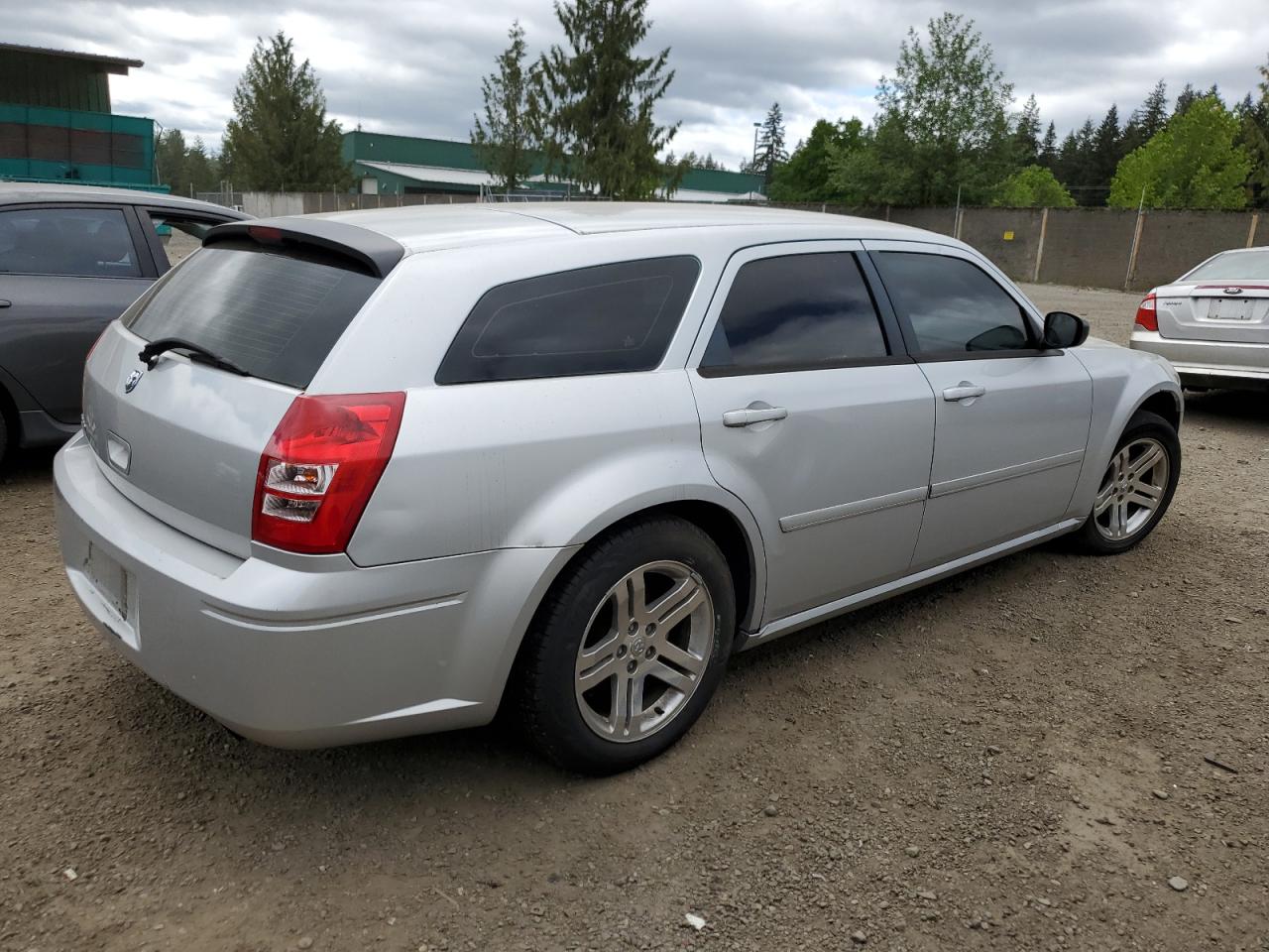 2D4FV48T65H531565 2005 Dodge Magnum Se