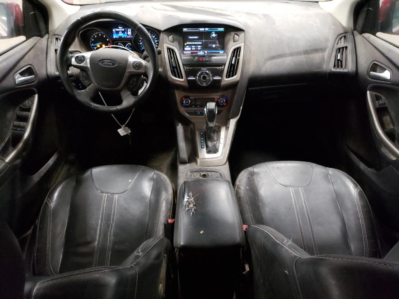 1FAHP3M27CL477187 2012 Ford Focus Sel