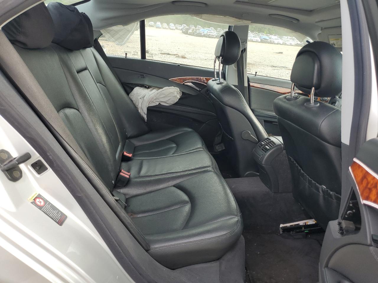 WDBUF65J15A667079 2005 Mercedes-Benz E 320