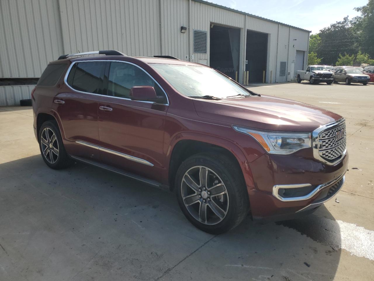 2017 GMC Acadia Denali vin: 1GKKNPLS7HZ195123