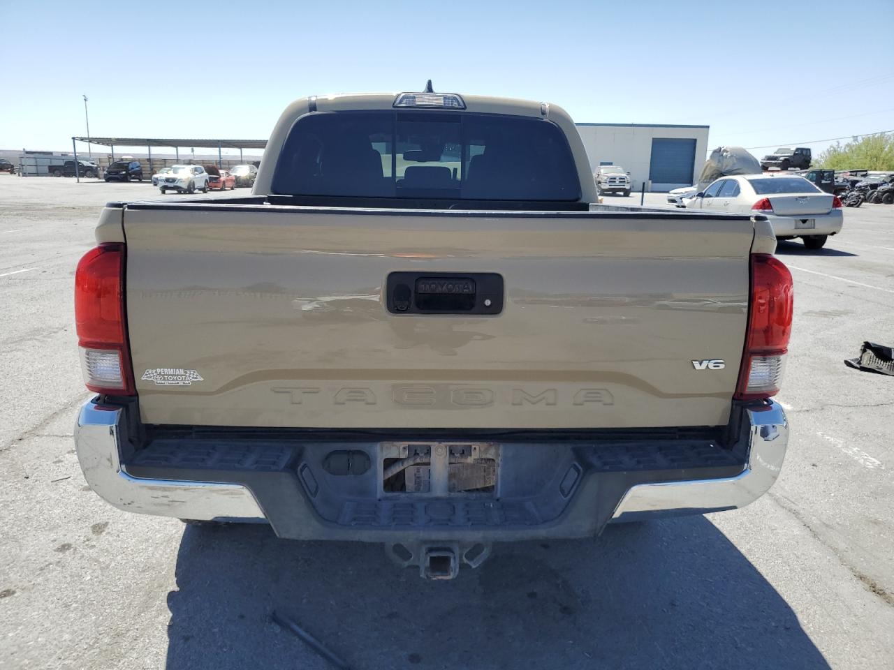 3TMCZ5AN0KM240563 2019 Toyota Tacoma Double Cab