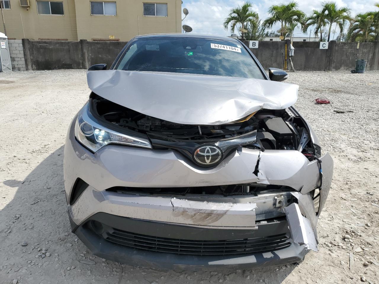 NMTKHMBX0KR100147 2019 Toyota C-Hr Xle