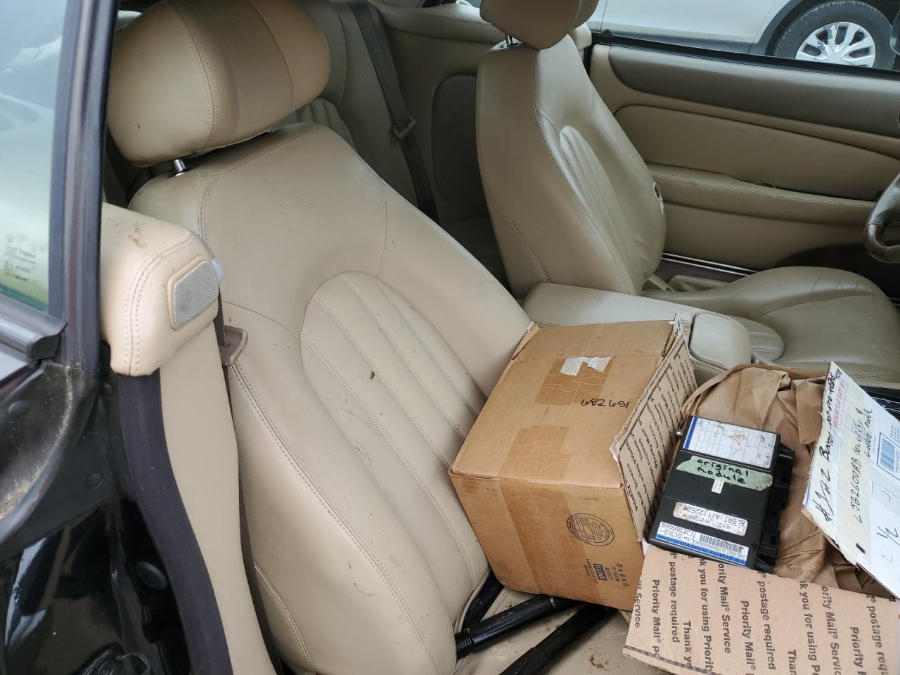 SAJDA42C01NA12493 2001 Jaguar Xk8