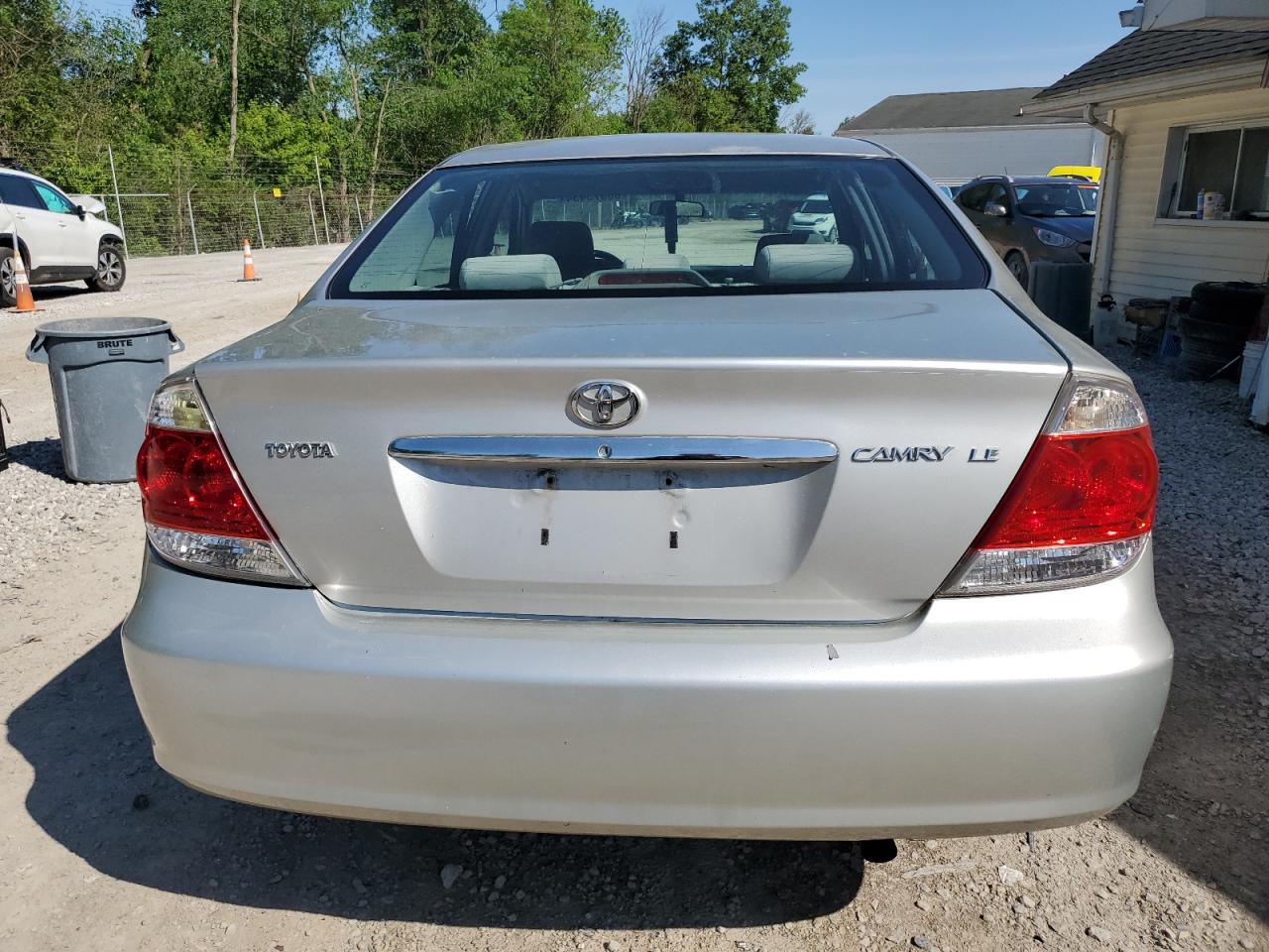 4T1BE32K35U618998 2005 Toyota Camry Le