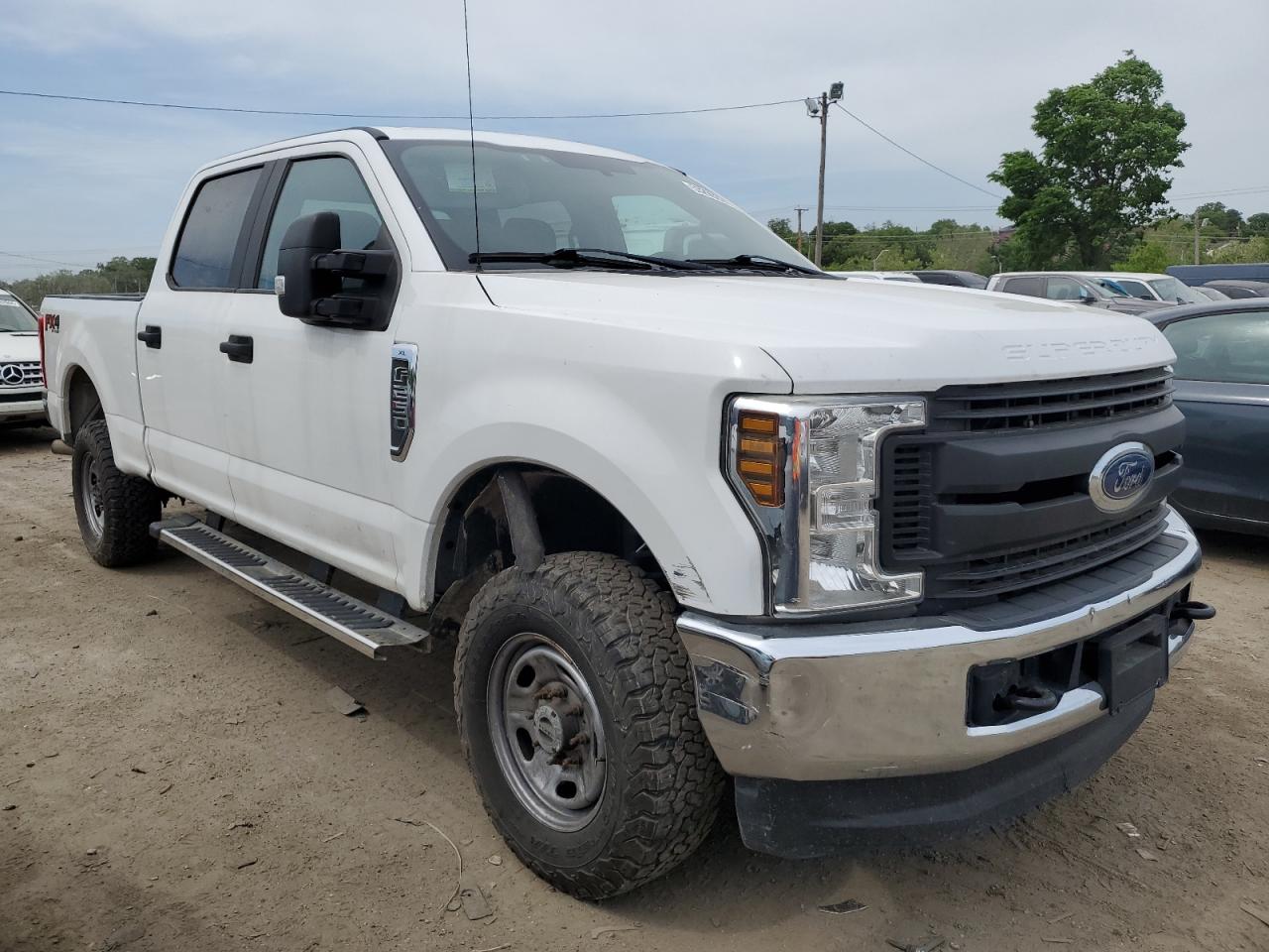 2019 Ford F250 Super Duty vin: 1FT7W2B61KED13526