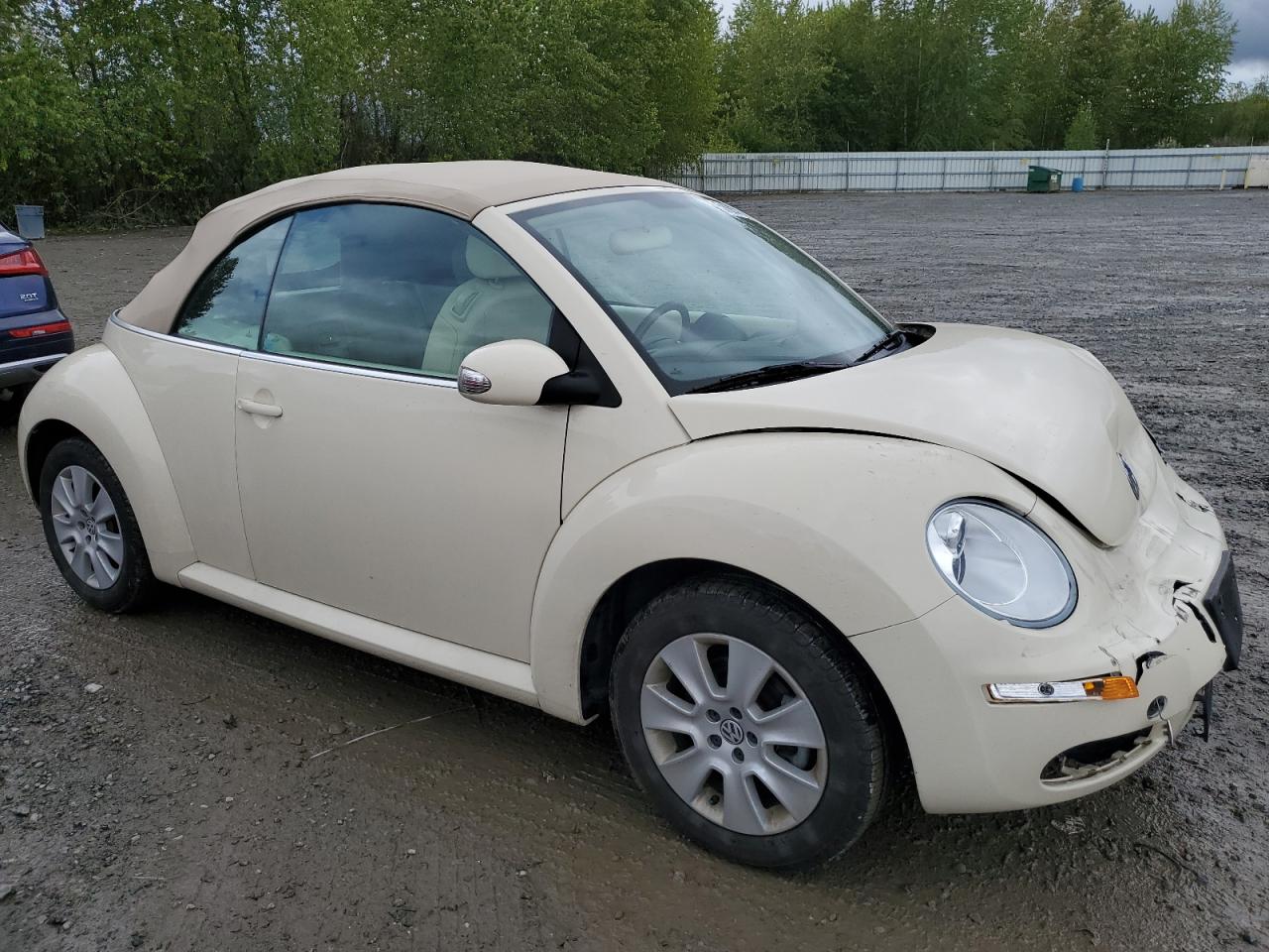 3VWPF31Y68M420774 2008 Volkswagen New Beetle Convertible S