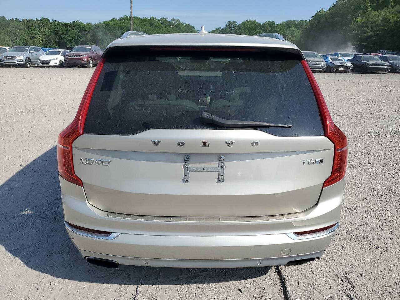 2016 Volvo Xc90 T6 vin: YV4A22PLXG1052800