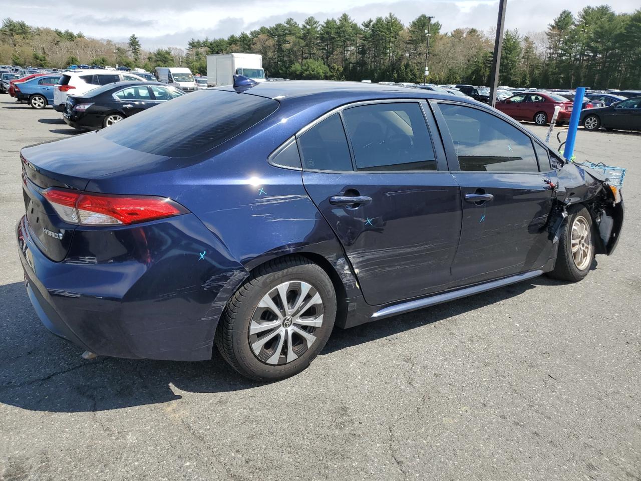 2022 Toyota Corolla Le vin: JTDEAMDE4NJ047887