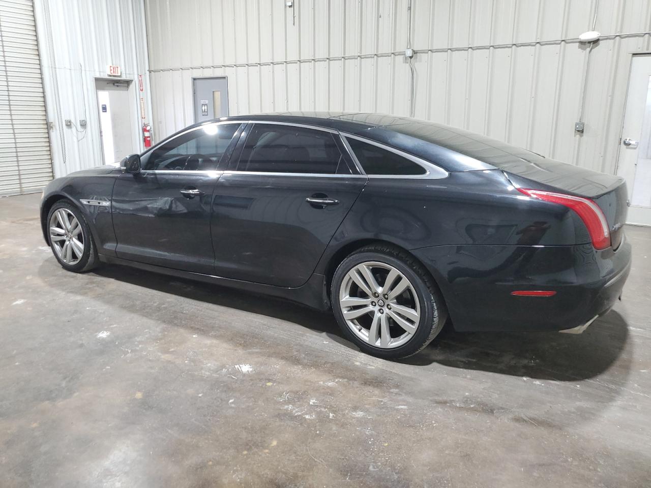 2012 Jaguar Xjl vin: SAJWA2GB0CLV27809