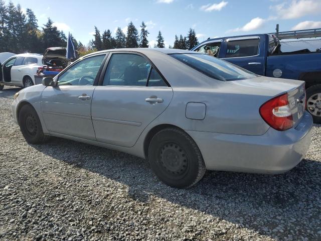 2002 Toyota Camry Le VIN: JTDBE32K620132547 Lot: 56497044