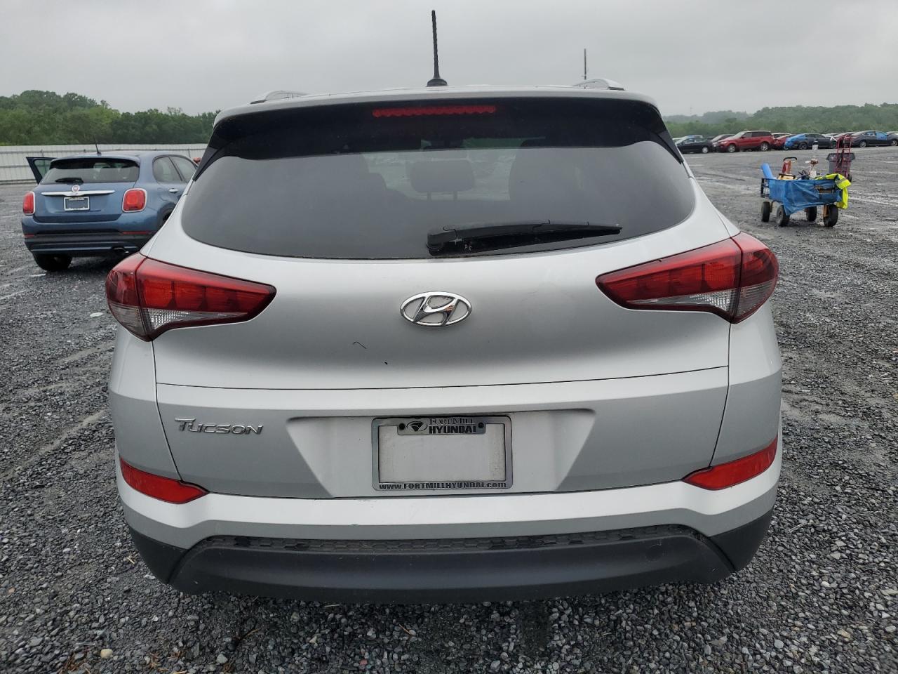 KM8J33A48HU471084 2017 Hyundai Tucson Limited