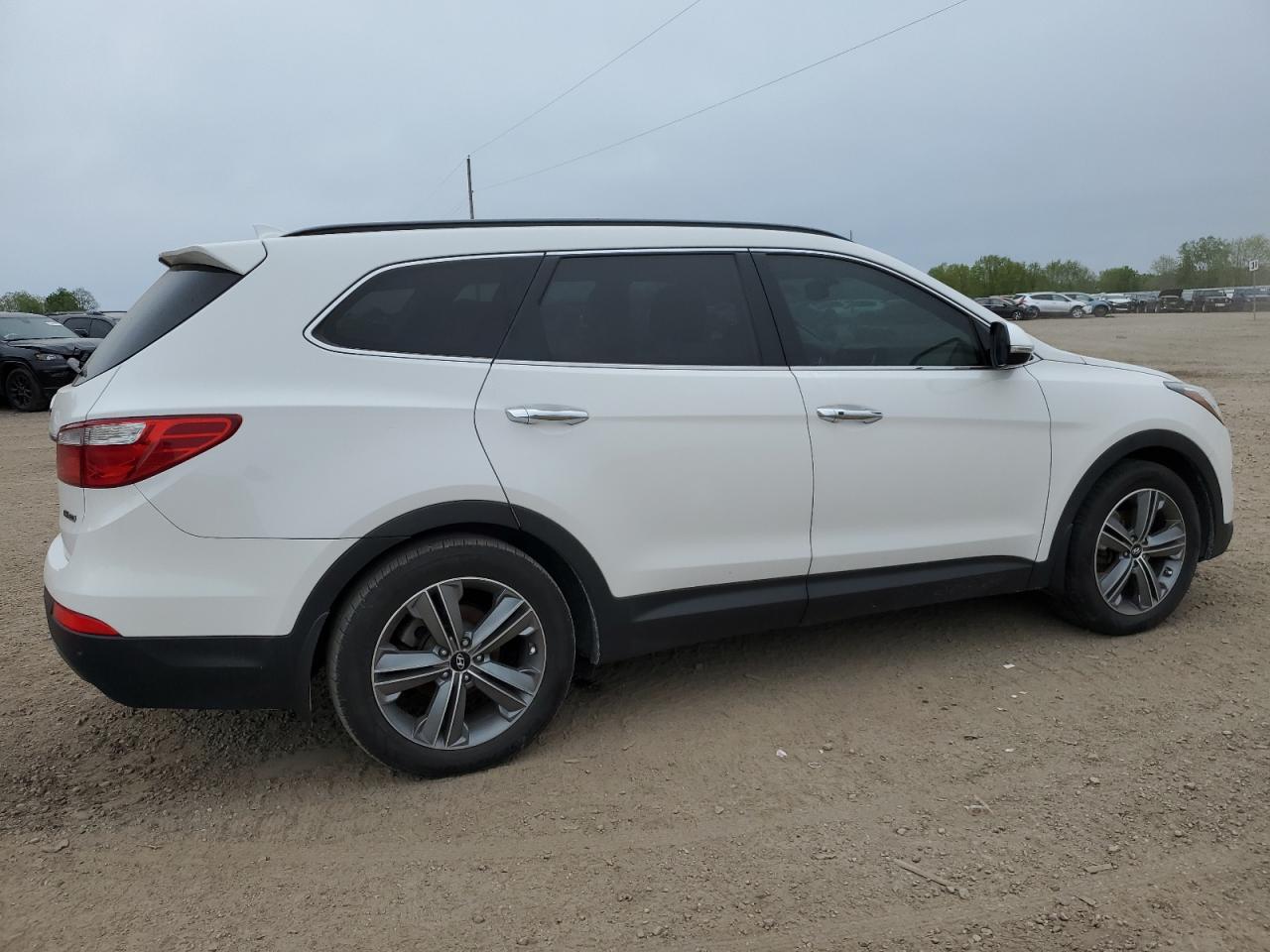 2016 Hyundai Santa Fe Se Ultimate vin: KM8SRDHF8GU138883