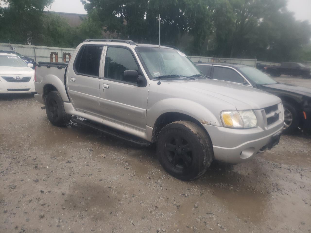 1FMZU77K25UB81321 2005 Ford Explorer Sport Trac