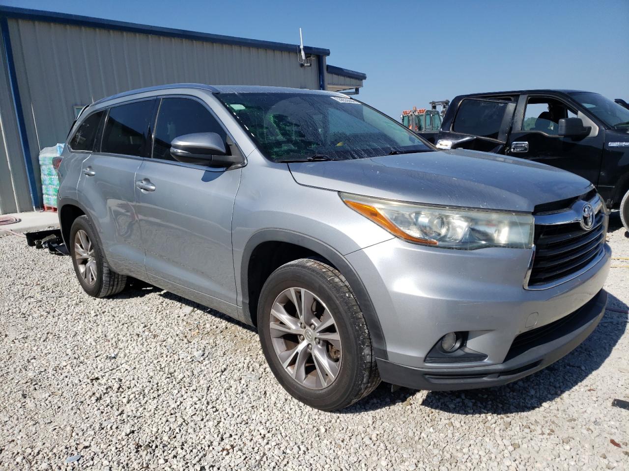 5TDKKRFH3FS086768 2015 Toyota Highlander Xle