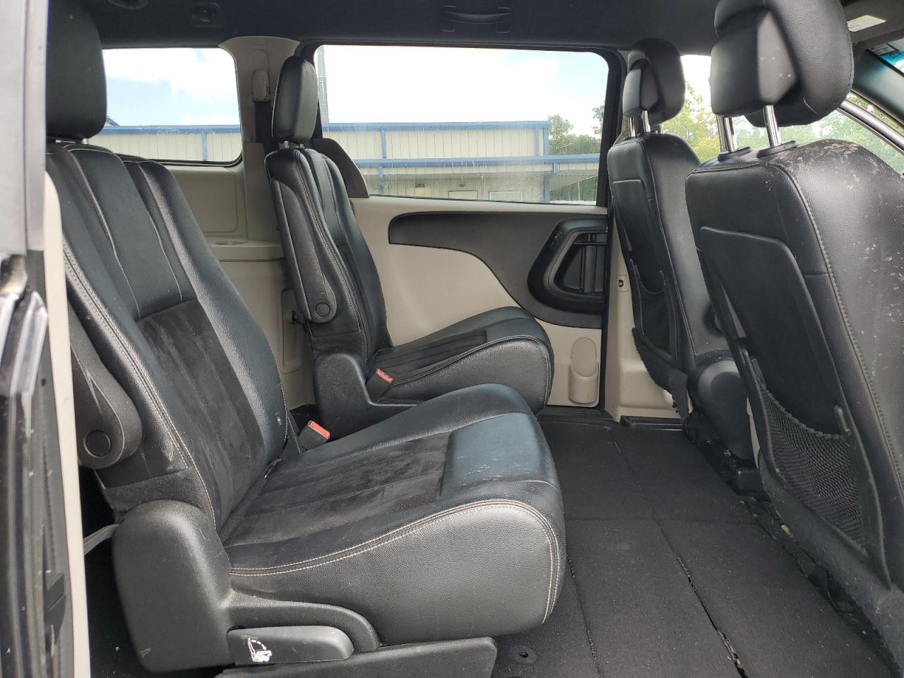 2C4RDGCG4HR715278 2017 Dodge Grand Caravan Sxt