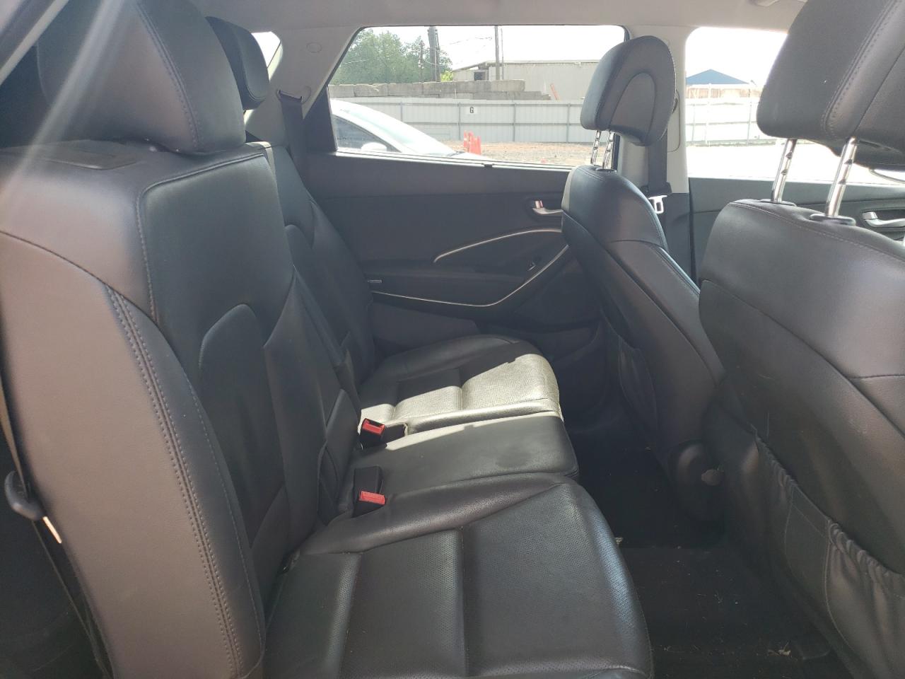 KM8SNDHF3HU253176 2017 Hyundai Santa Fe Se