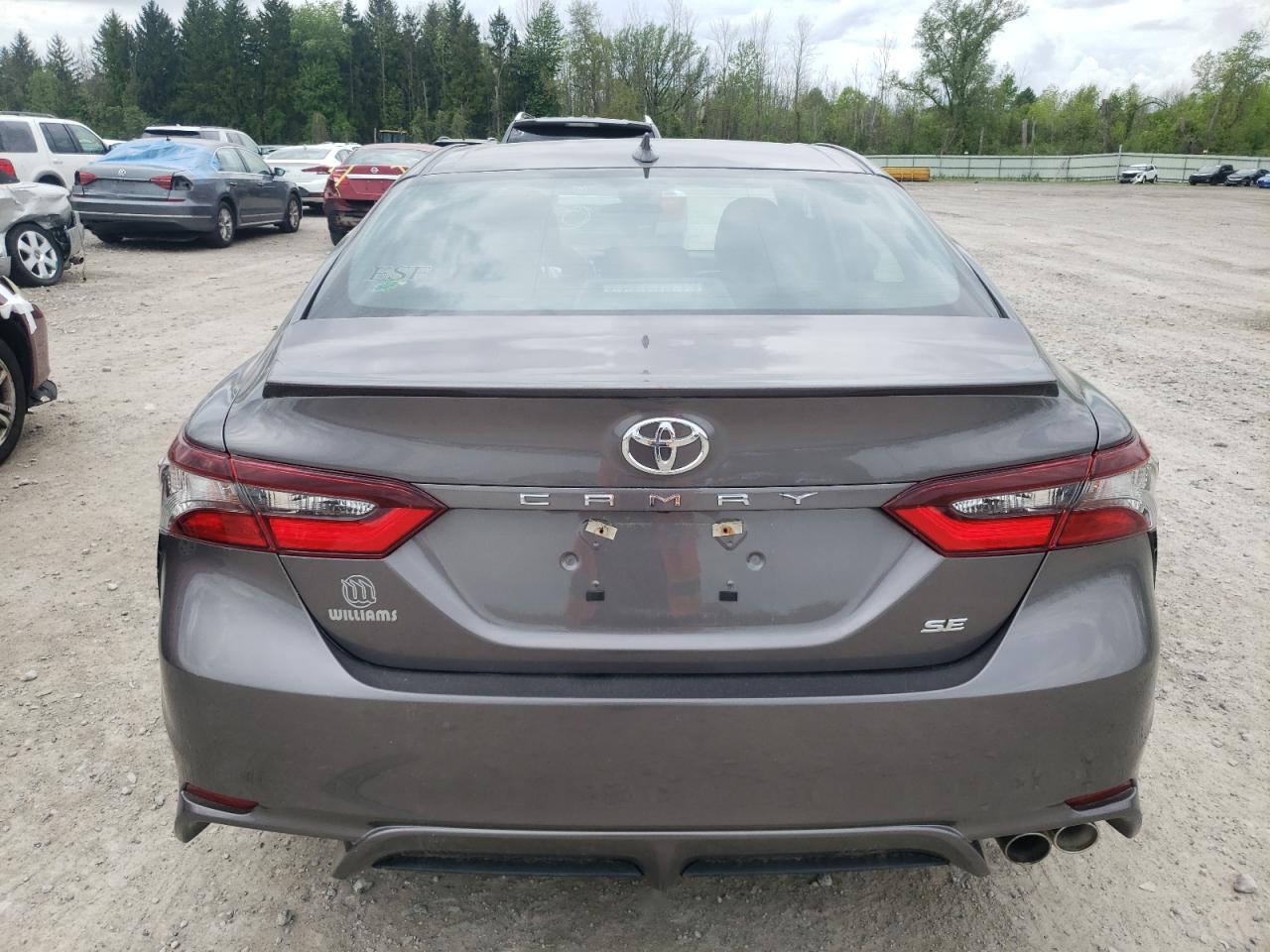 4T1G11AK6NU704877 2022 Toyota Camry Se