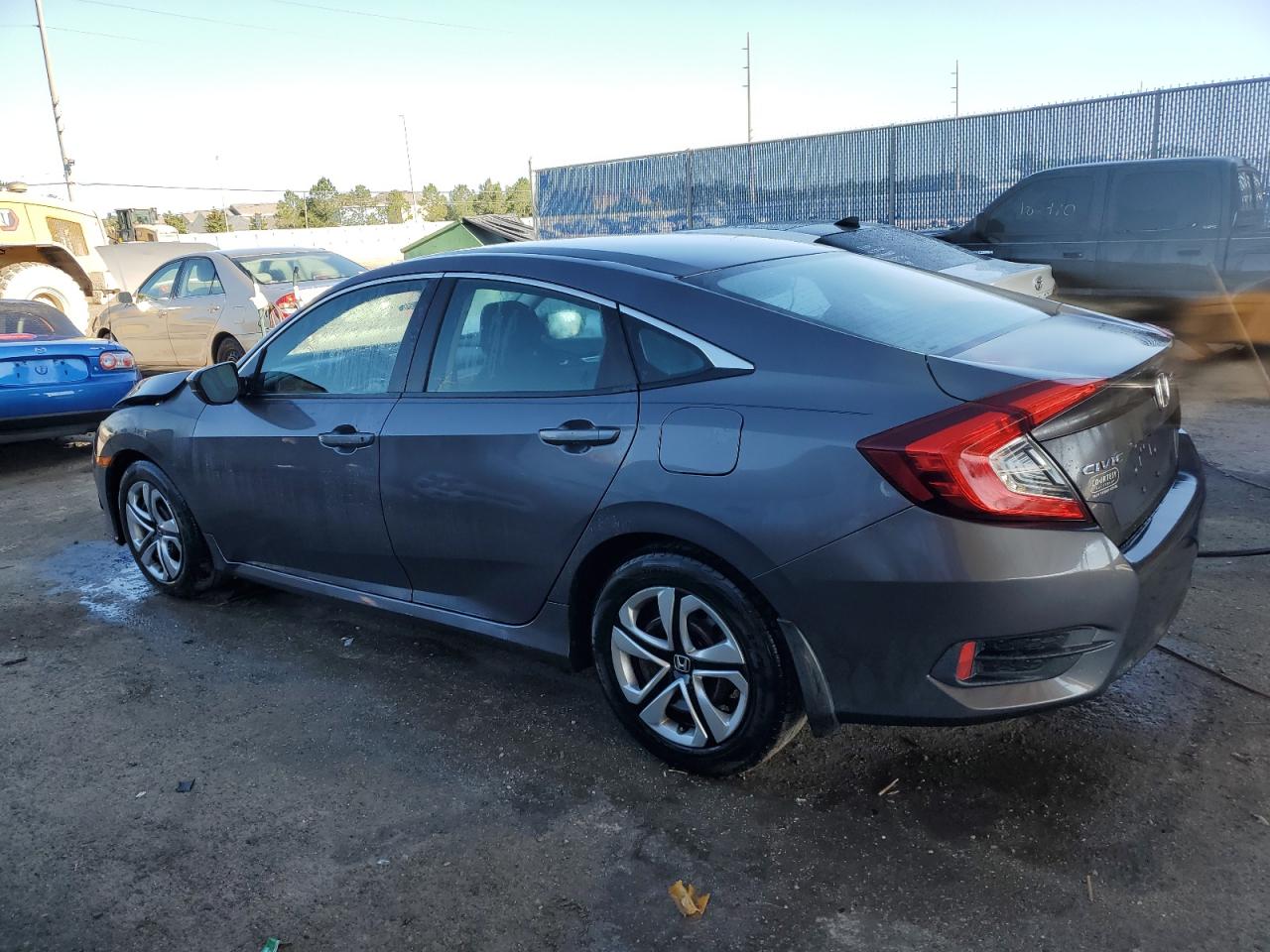 19XFC2F57GE015127 2016 Honda Civic Lx