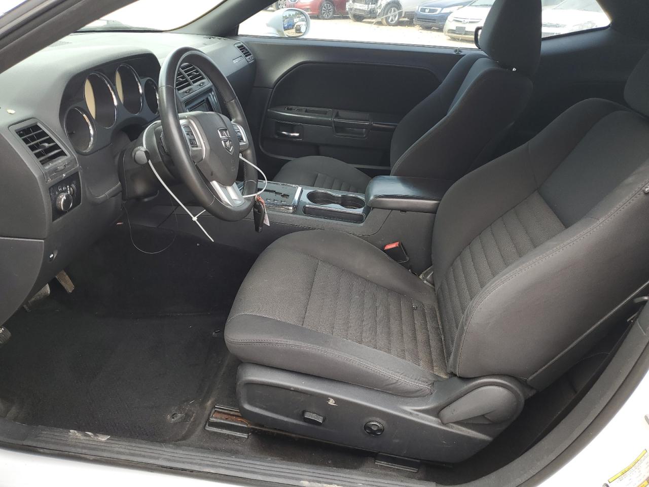 2C3CDYAG4EH110438 2014 Dodge Challenger Sxt