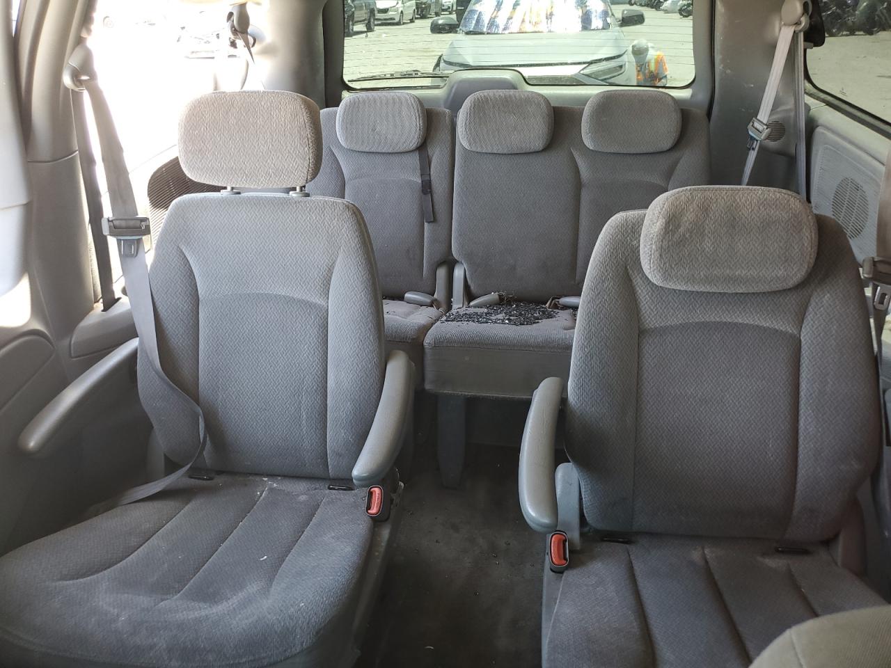 2C4GP44R45R112629 2005 Chrysler Town & Country Lx