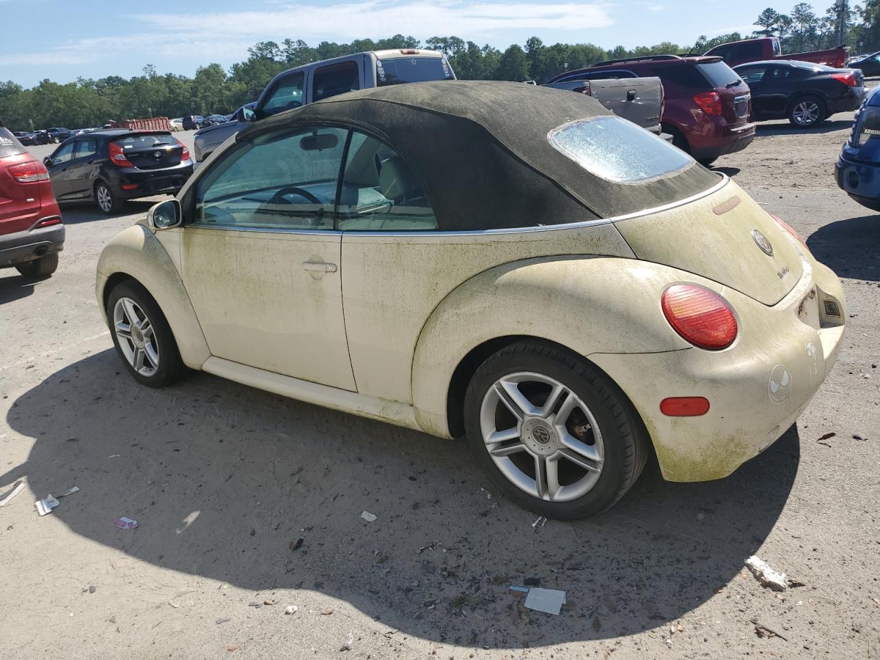 3VWCD31Y84M352251 2004 Volkswagen New Beetle Gls