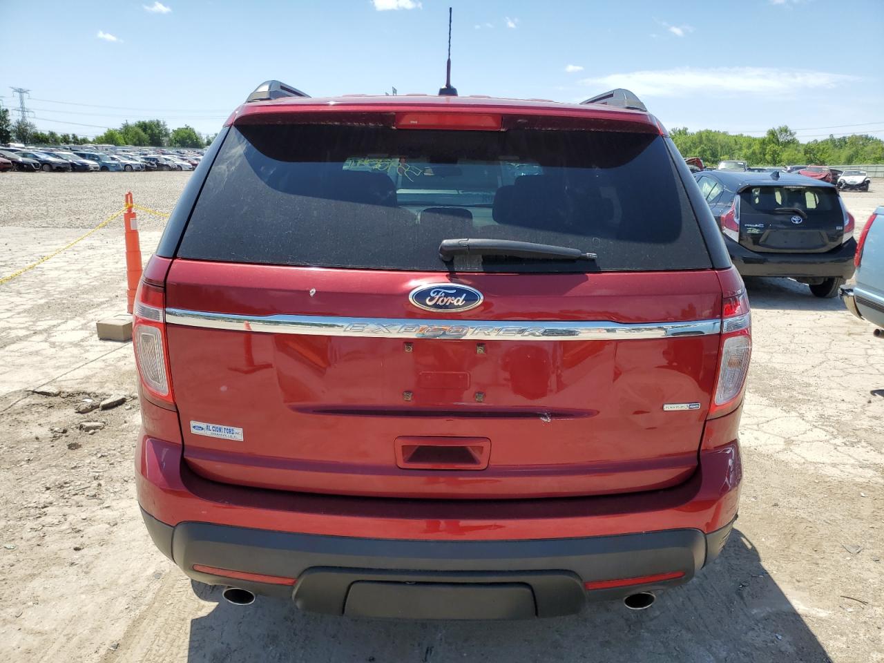 2014 Ford Explorer vin: 1FM5K8B85EGB57499