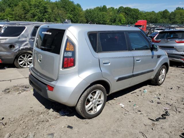 2010 Kia Soul + VIN: KNDJT2A28A7112349 Lot: 57061464