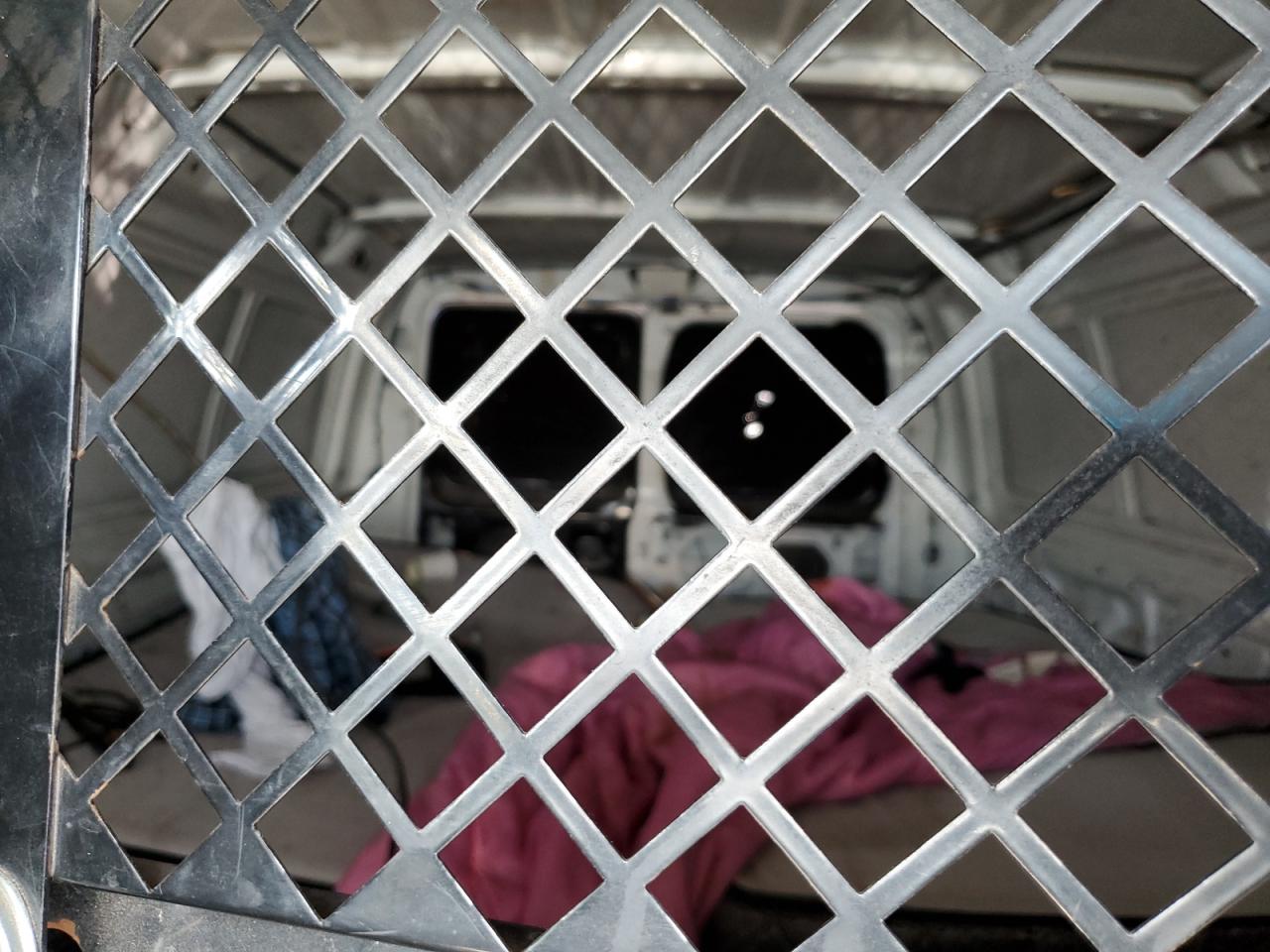 1FTEE146XVHA47816 1997 Ford Econoline E150 Van