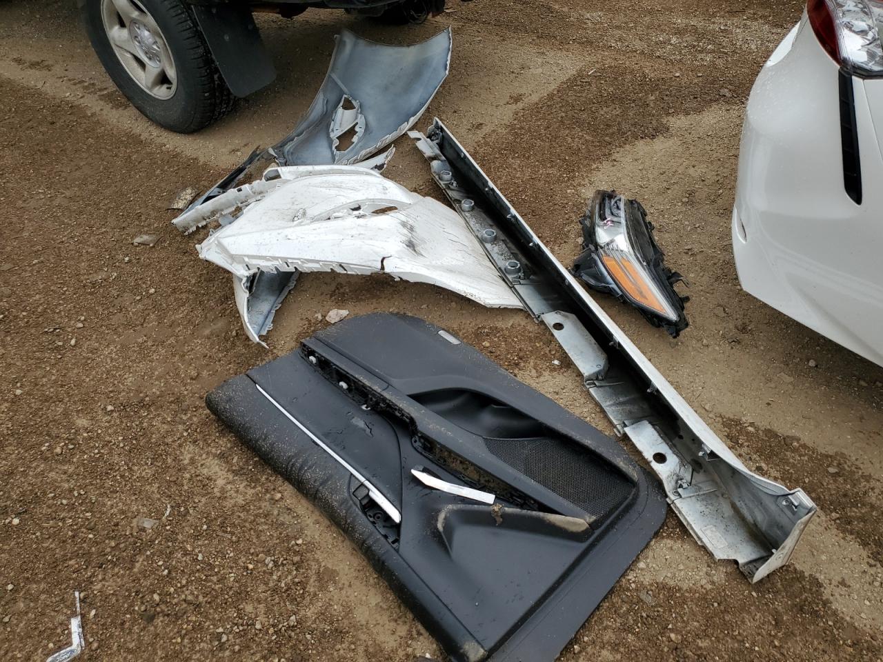 4T1B61HK0KU851886 2019 Toyota Camry Xse