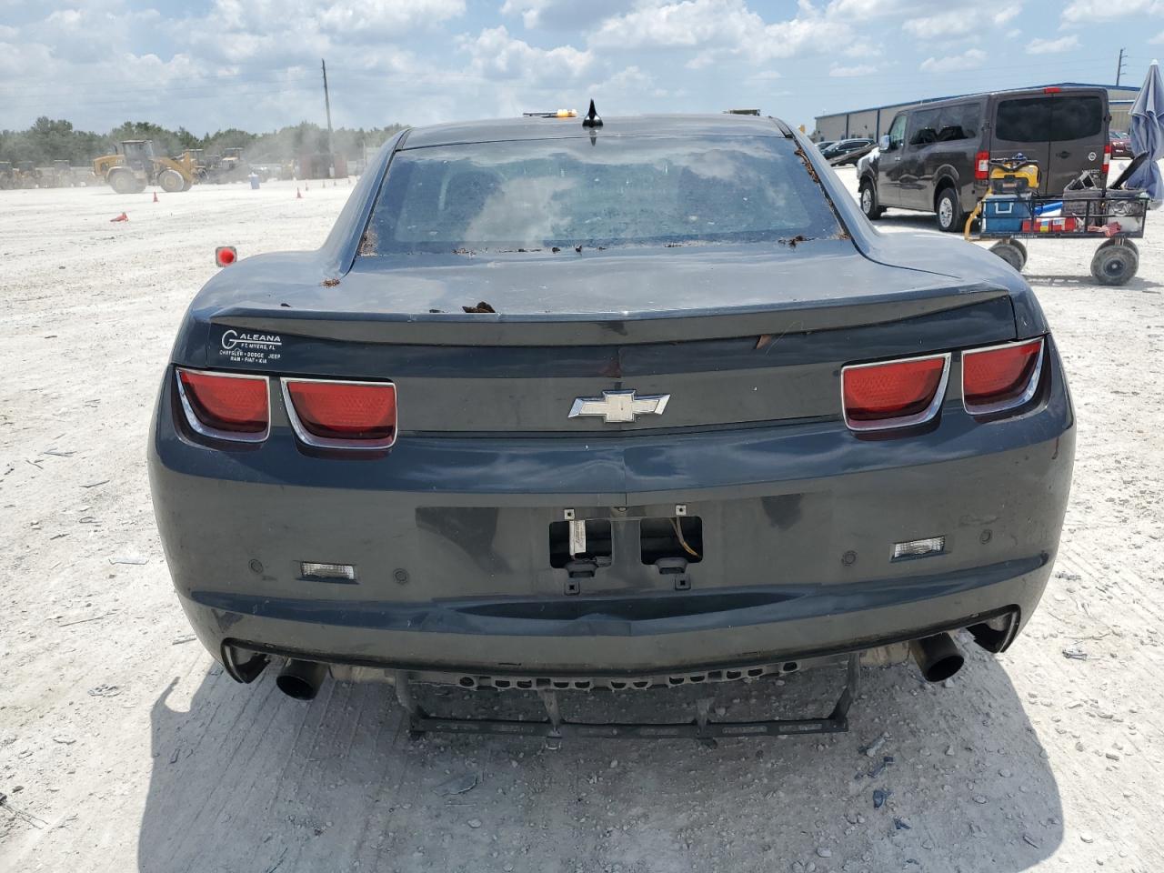 2G1FB1E3XD9137383 2013 Chevrolet Camaro Lt