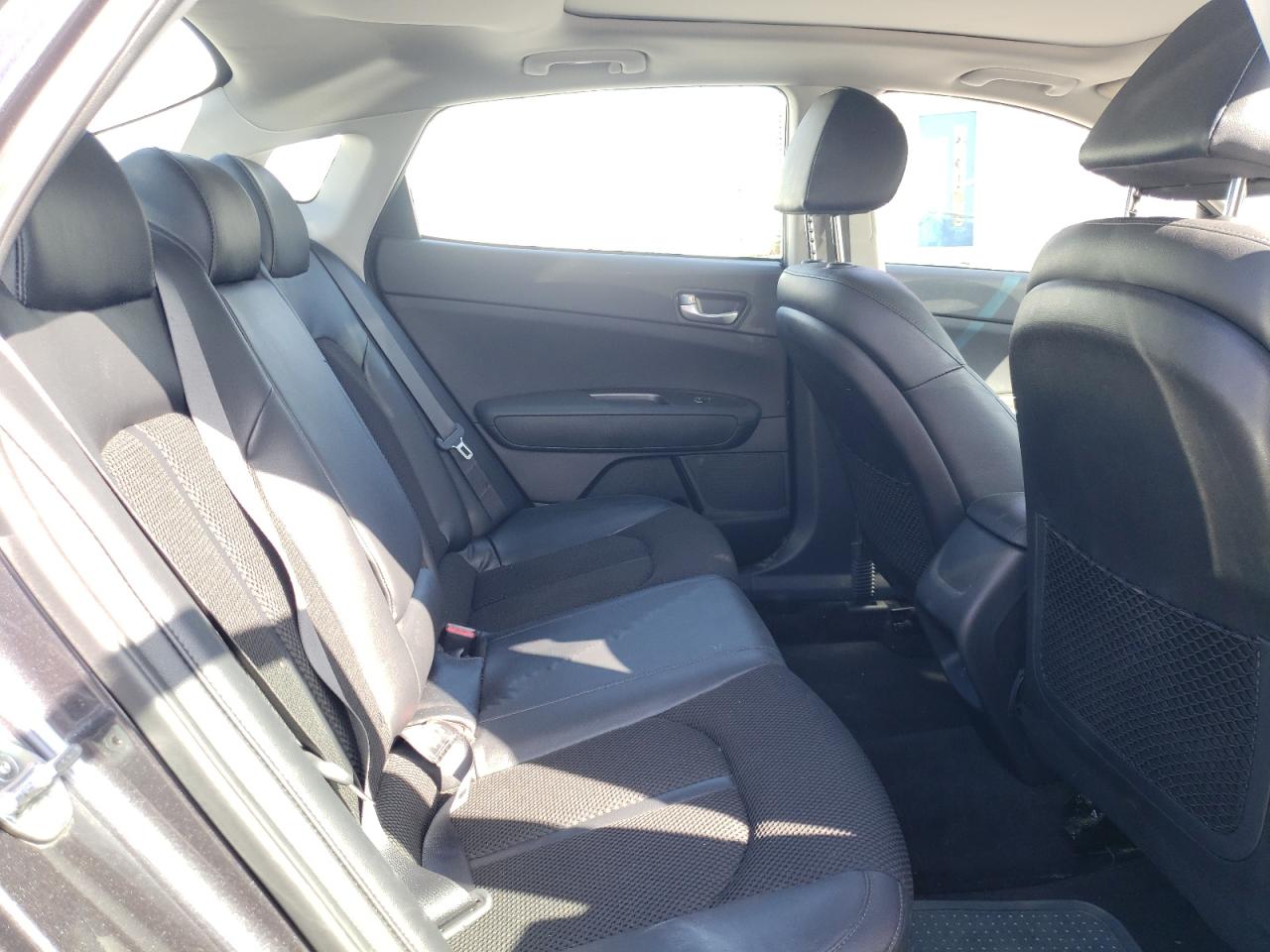 5XXGT4L30KG284685 2019 Kia Optima Lx