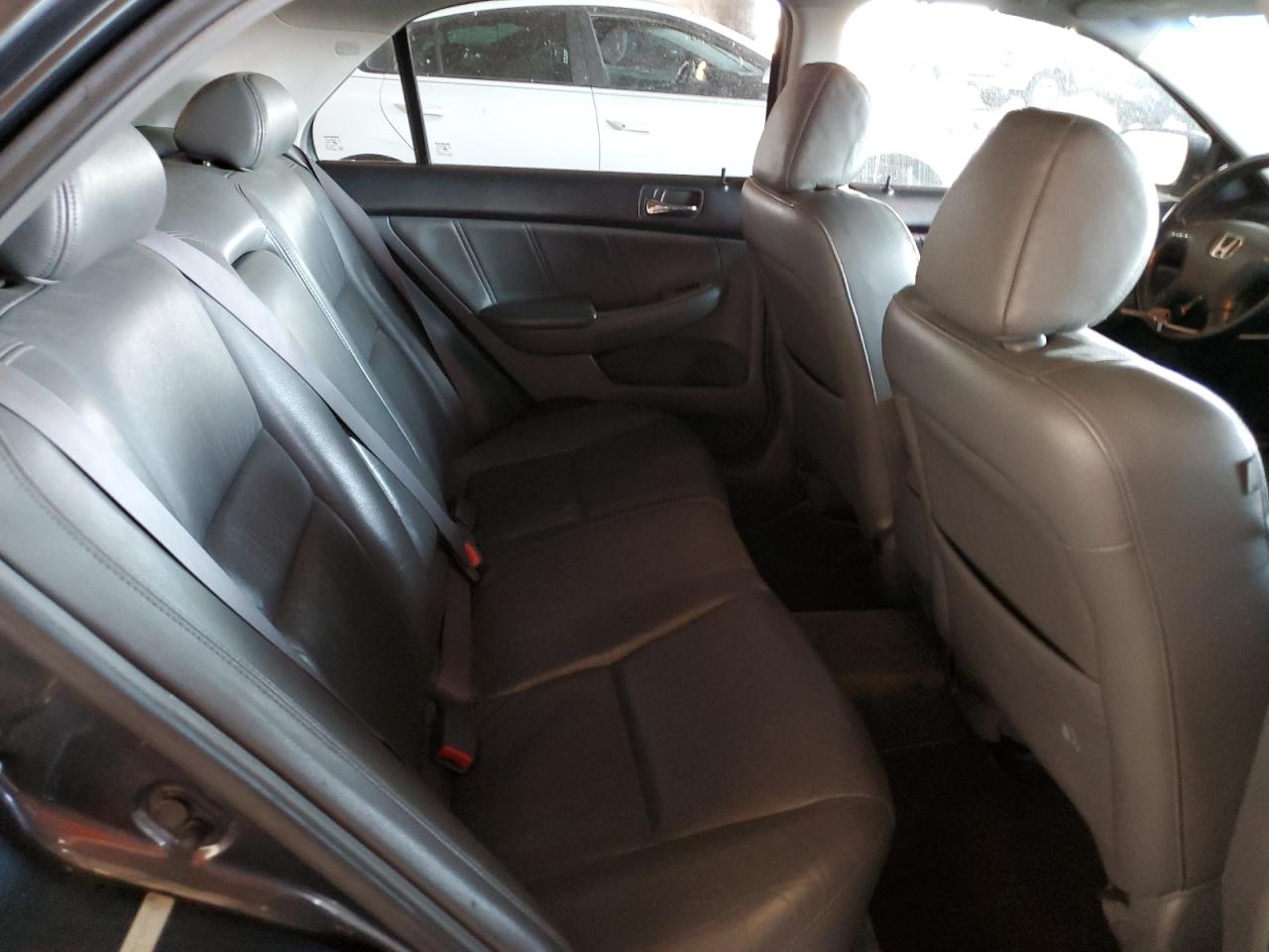 1HGCM665X4A014836 2004 Honda Accord Ex