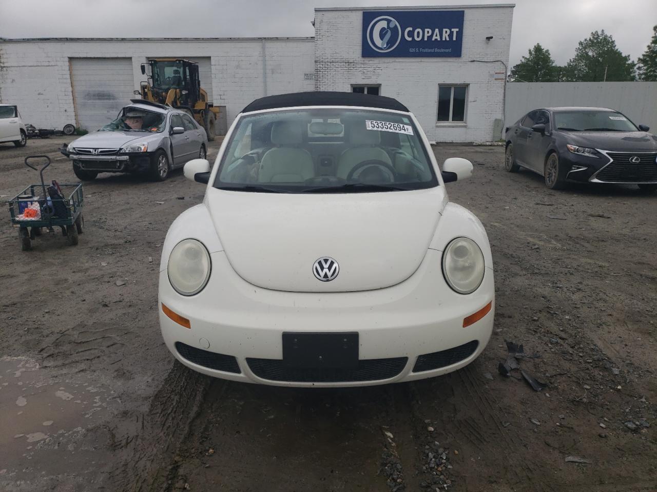 3VWFF31Y77M411835 2007 Volkswagen New Beetle Triple White