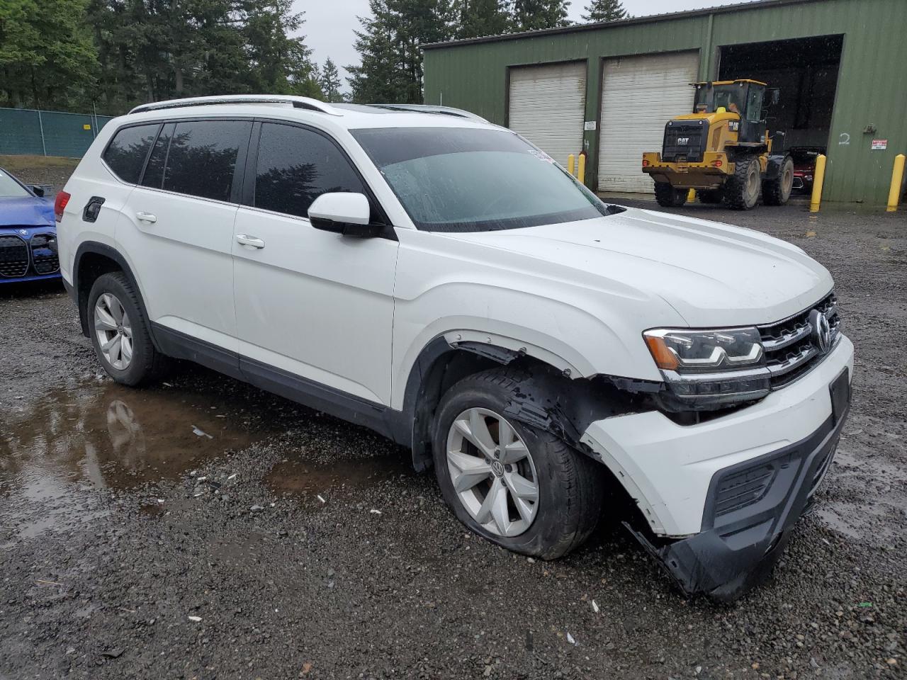 2018 Volkswagen Atlas vin: 1V2HR2CA0JC500800