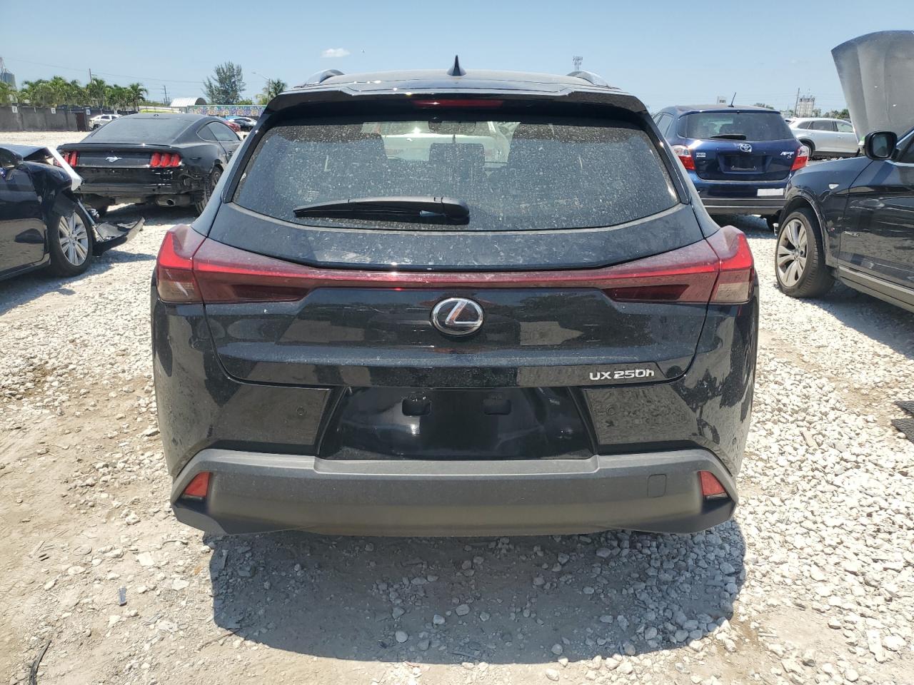 2023 Lexus Ux 250H Premium vin: JTHP6JBH3P2147786